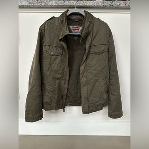 Levi Men’s Army Green Quilted Bomber Jacket with Packable Hood